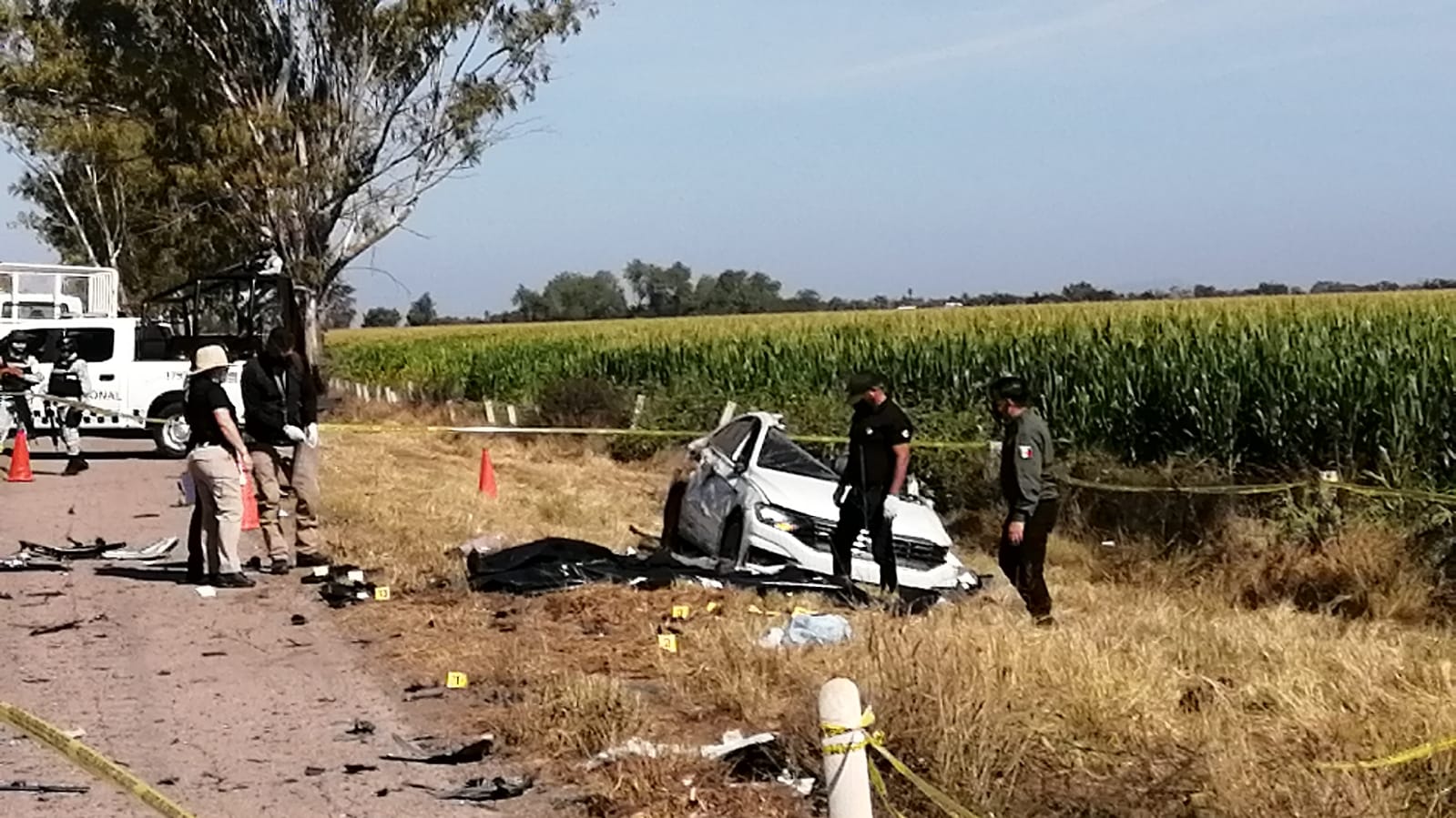Accidente de carretera tipo volcadura en la maxipista Culiacán Mazatlán, eran presuntos gatilleros
