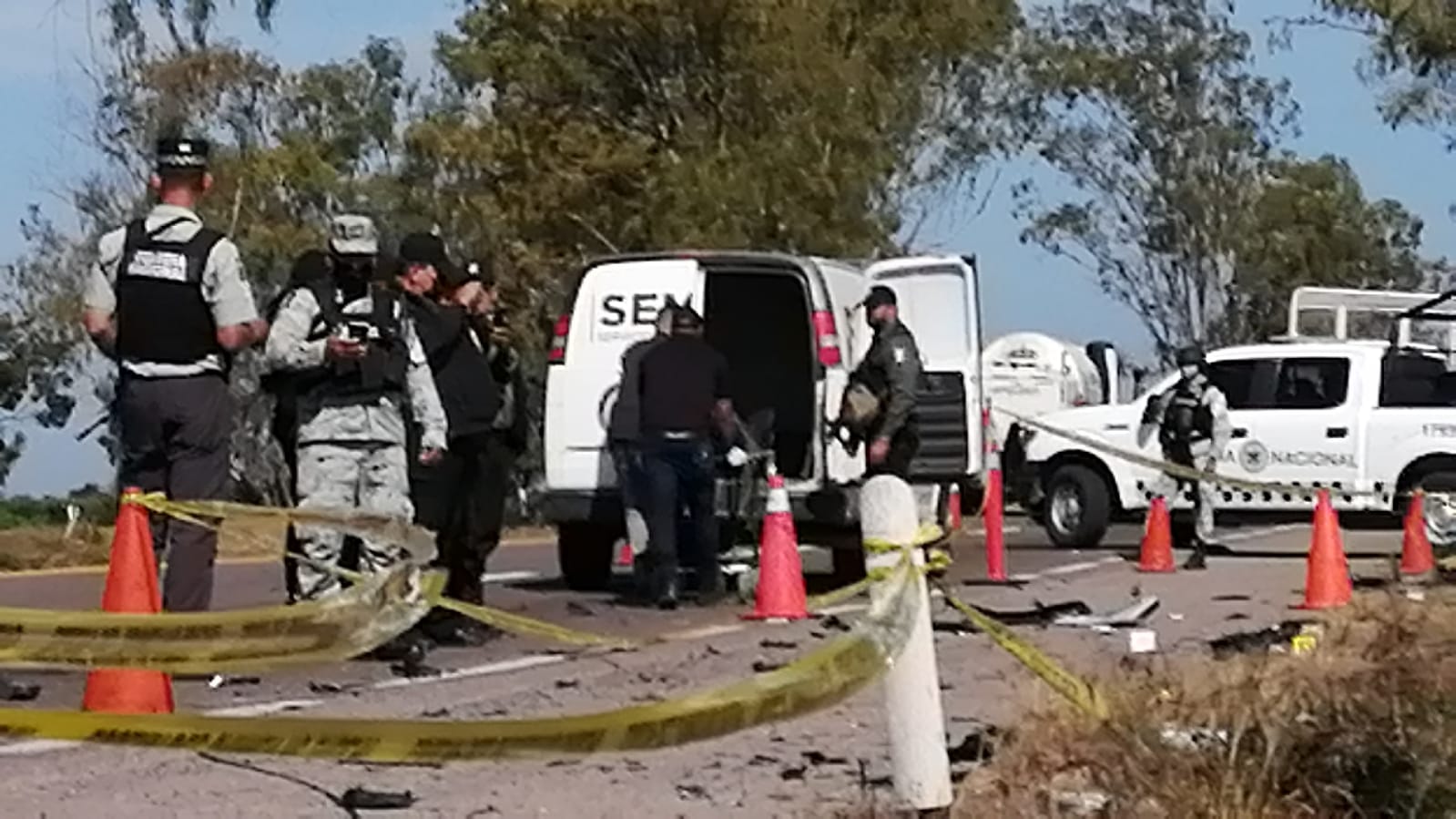 Accidente de carretera tipo volcadura en la maxipista Culiacán Mazatlán, eran presuntos gatilleros