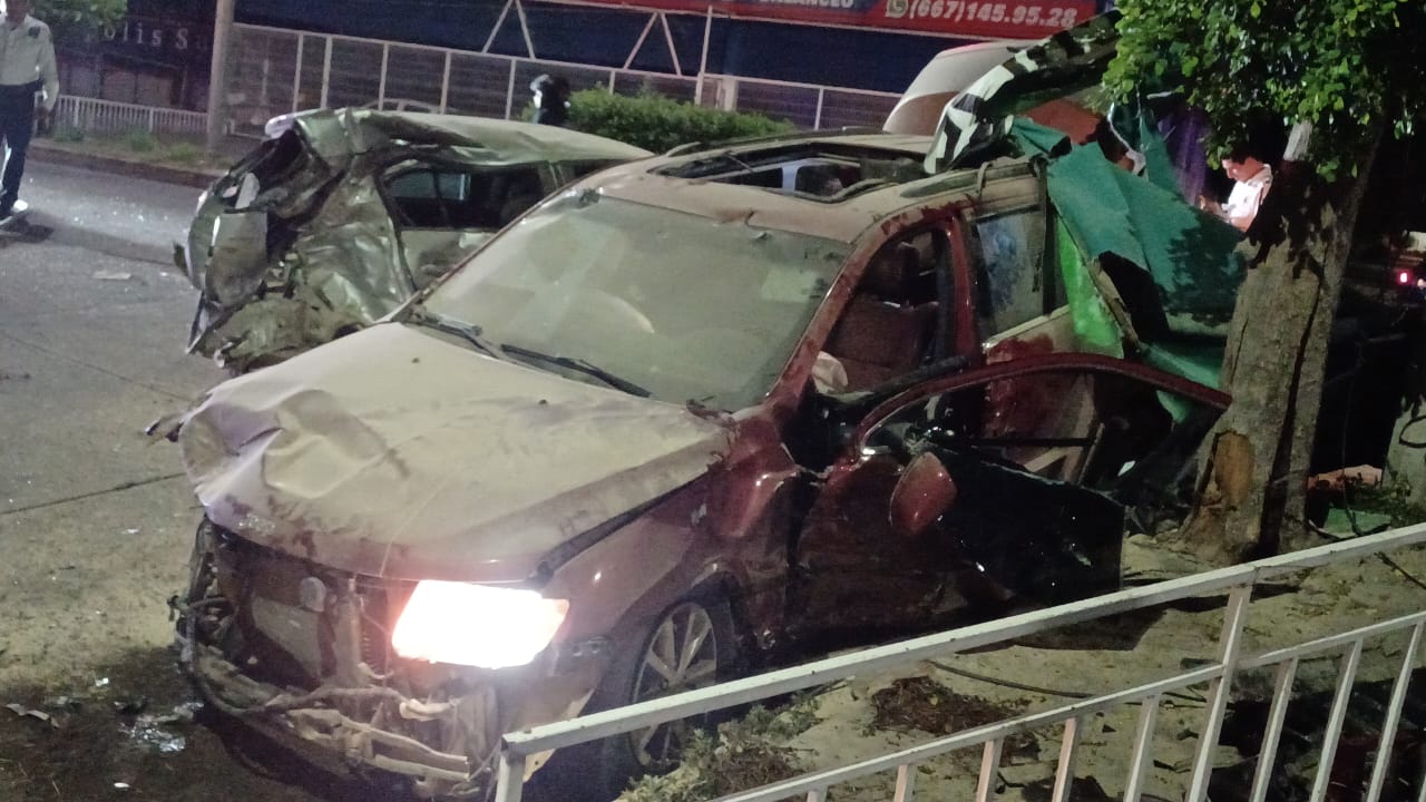 Accidente en la colonia Guadalupe Victoria, en Culiacán. Foto: Miguel Urías