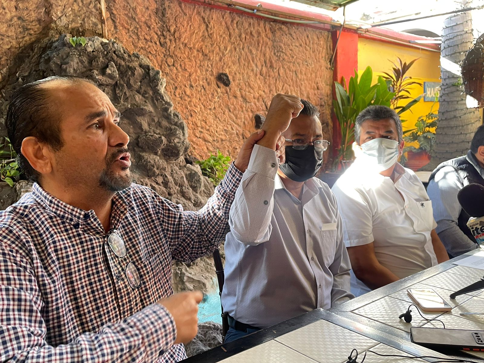 Alfredo Heredia es el candidato de oposición que busca dirigir el SNTE 53