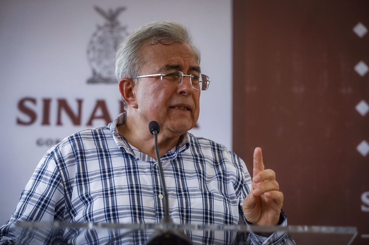 Gobernador anuncia que habrá malecón para El Opochi, Sinaloa; entrega obras y apoyos en el serrano municipio (cortesía)