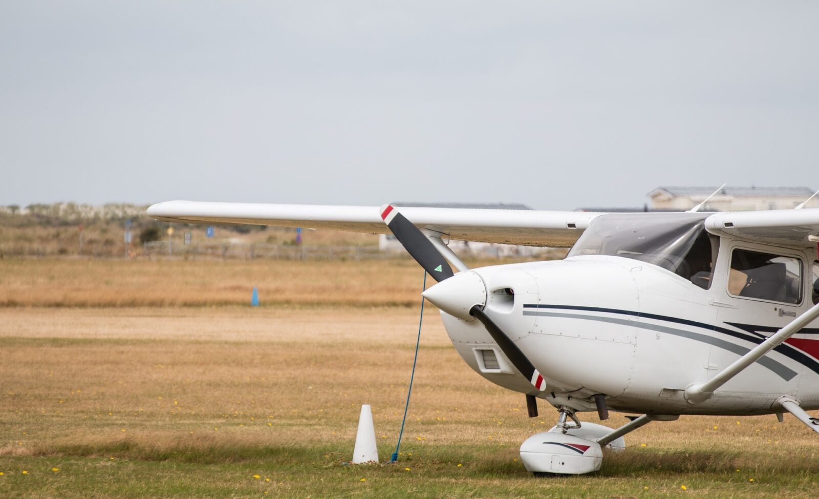 Avioneta tipo Cessna. Foto de Ilustración