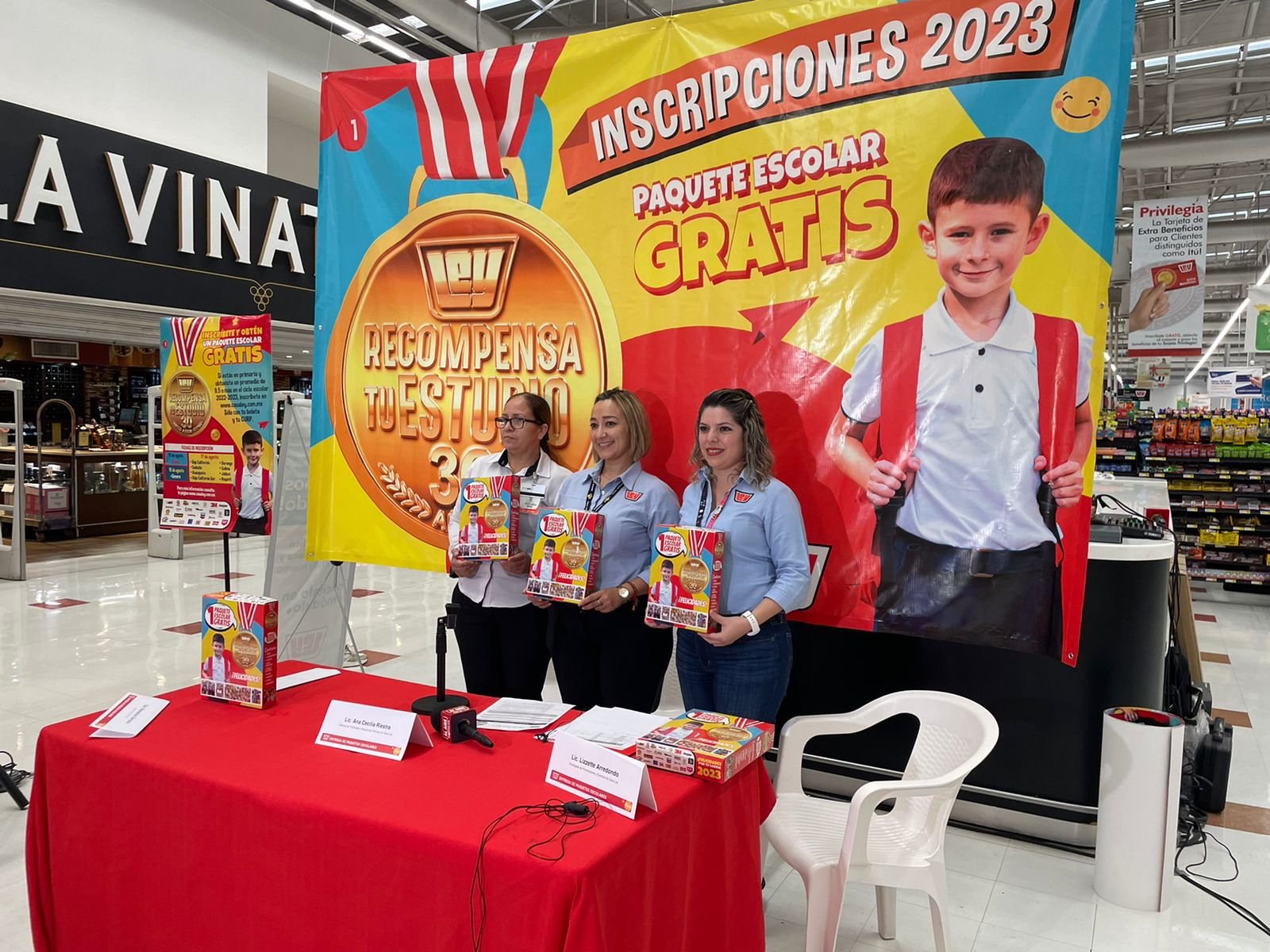 Casa Ley te invita a participar por un paquete escolar