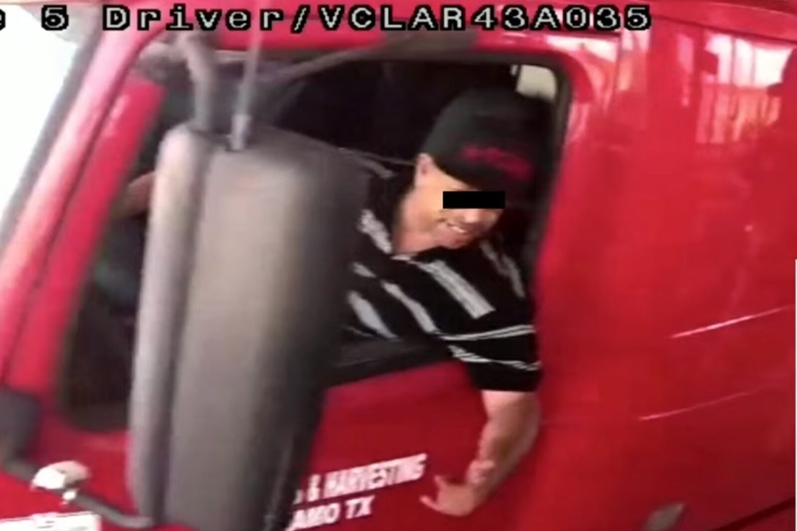 Chofer del trailer con migrantes. Foto: Cortesía