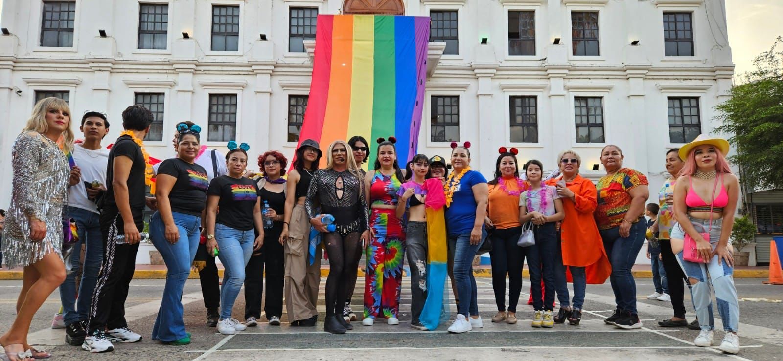 Con gran éxito realizan en Navolato la Segunda Marcha de la Diversidad ...