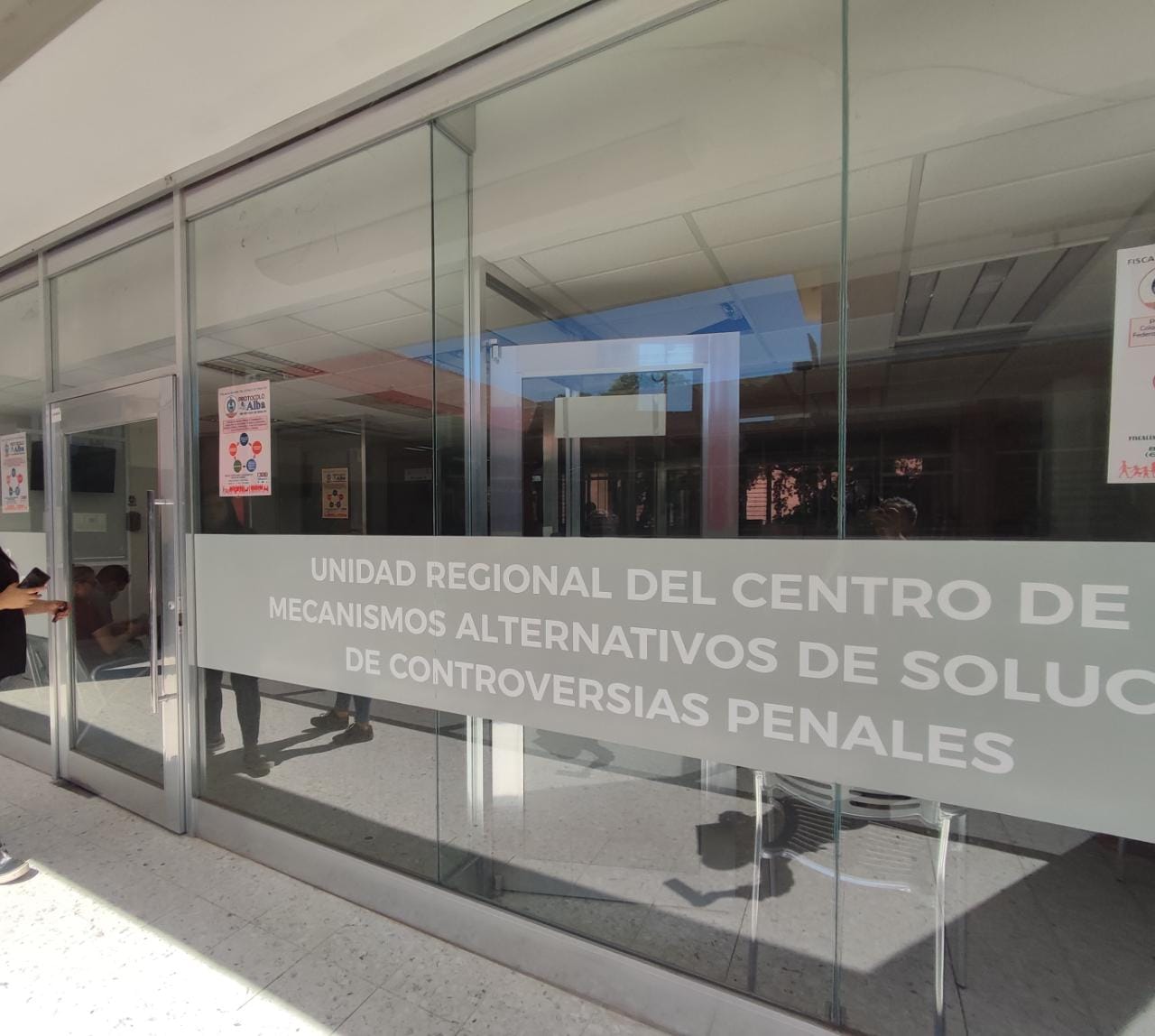No está negado a dar el Fondo de Vivienda al trabajador pero sí a líderes de Satag; responde Pimentel (Ana Karen Rubio)
