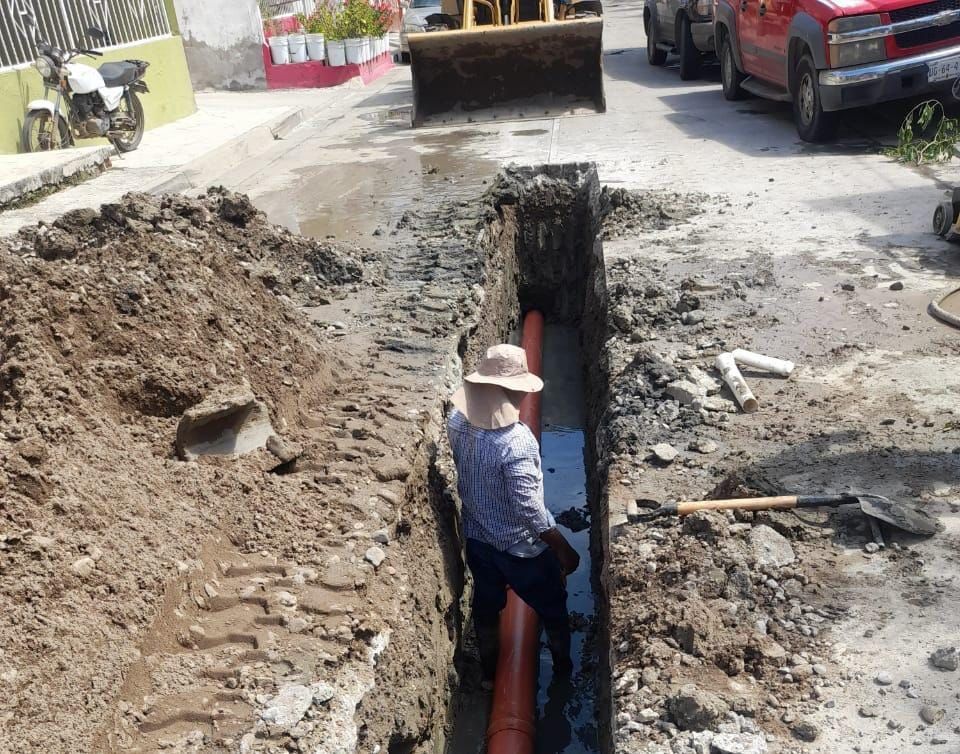 Después de años de rezago, Jumapam rehabilita drenaje en la Pancho Villa
