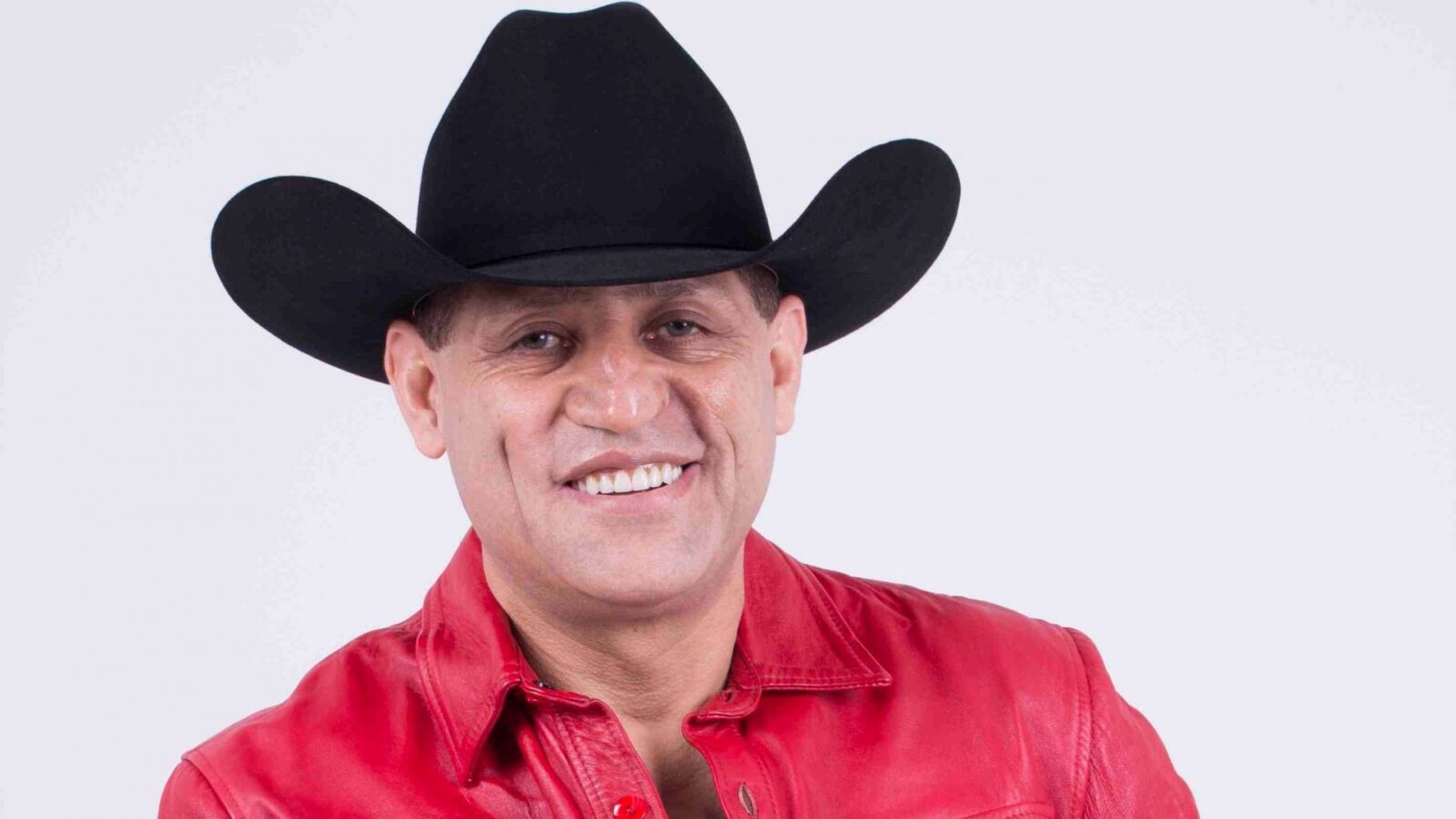 El cantante Pancho Barraza (cortesía)