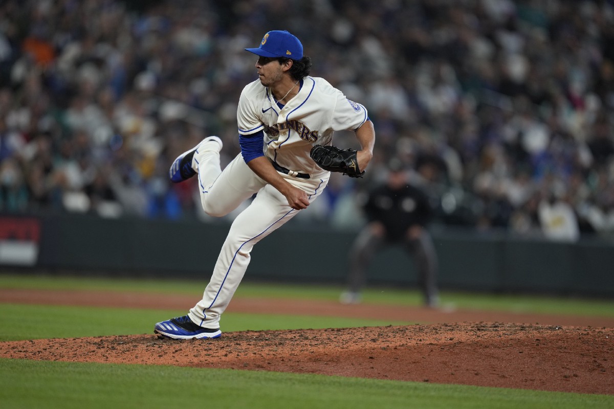 El pitcher sinaloense Andrés Muñoz rompe récord de velocidad con los Marineros de Seattle (cortesía)