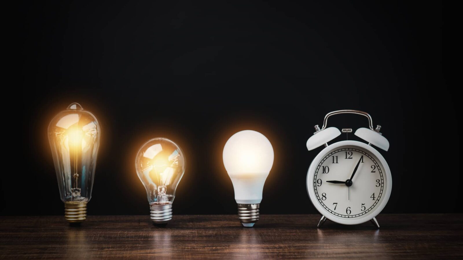 Energía eléctrica y cambio de horario. Foto de Ilustración