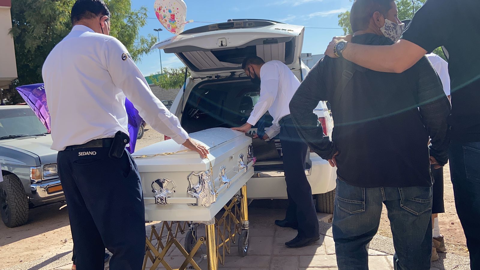 Entre llantos y música de banda despiden a la pequeña Heydi, menor atropellada en Bellavista