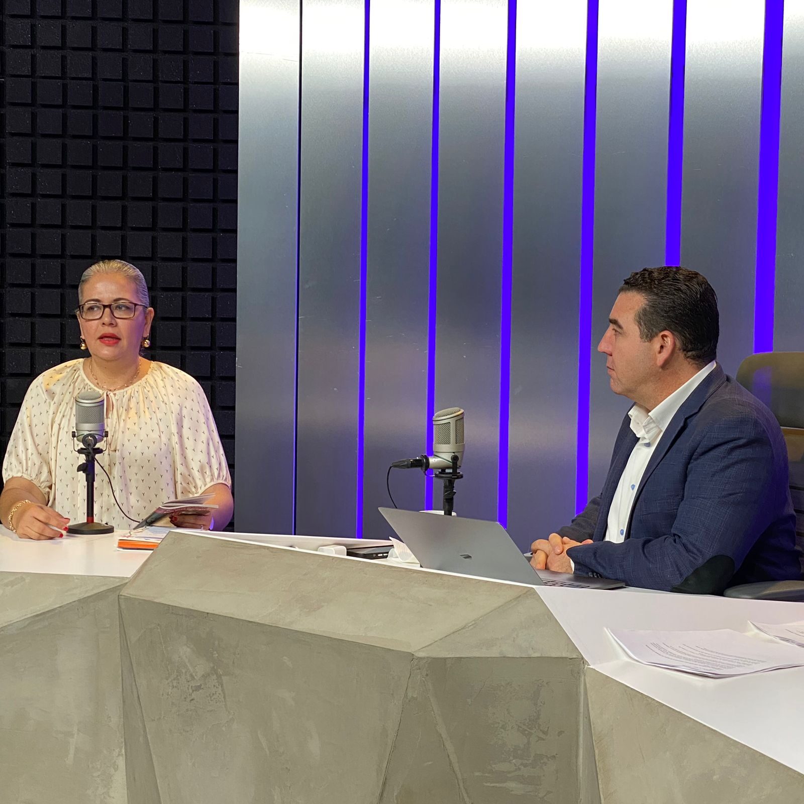 Graciela Domínguez Nava en entrevista con Luis Alberto Díaz