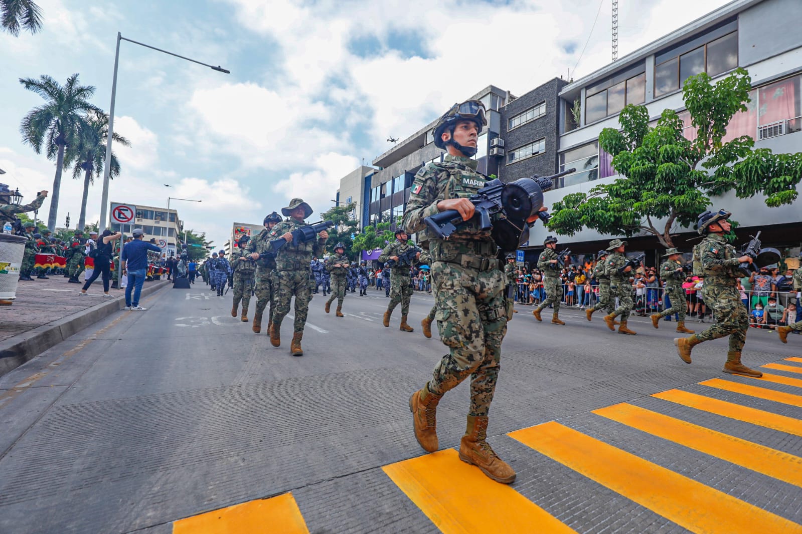 Gran desfile del Día de la Independencia en Culiacán. Foto: José Betanzos