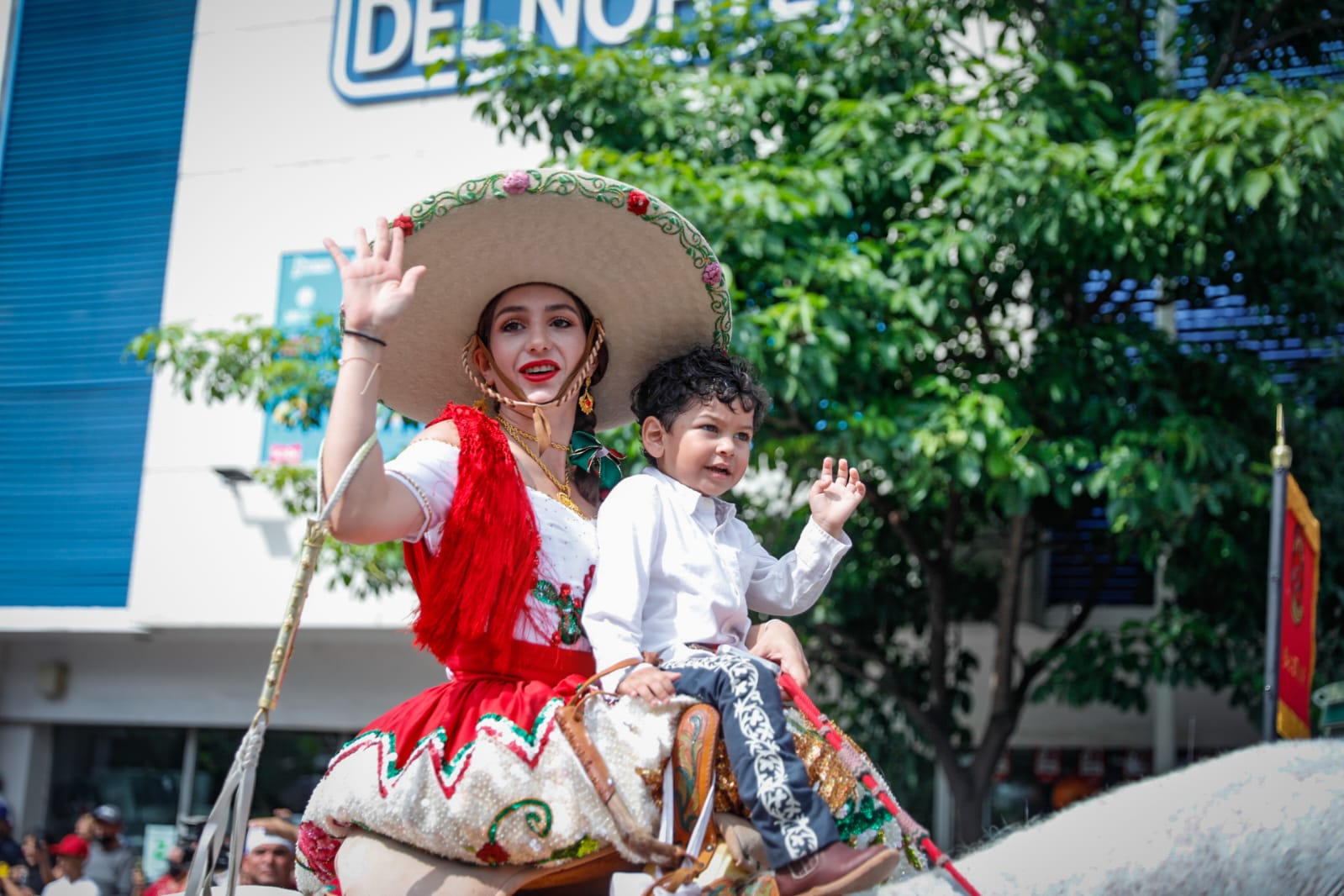 Gran desfile del Día de la Independencia en Culiacán. Foto: José Betanzos
