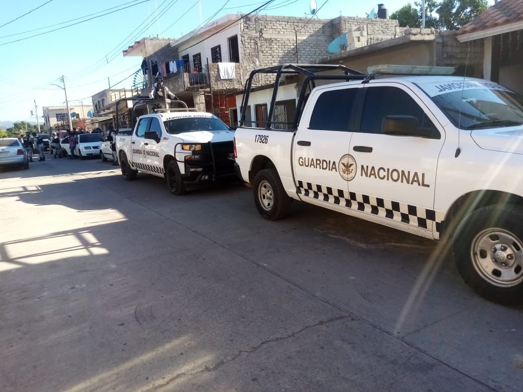 Guardia Nacional y Policía Estatal localizan a víctima de secuestro virtual en El Rosario (Los Noticieristas)