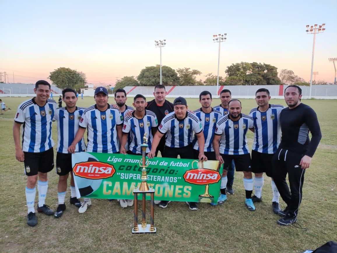 IMSS es el campeón en la Liga de Futbol Súper Veteranos en Guasave IMSS es el campeón en la Liga de Futbol Súper Veteranos en Guasave