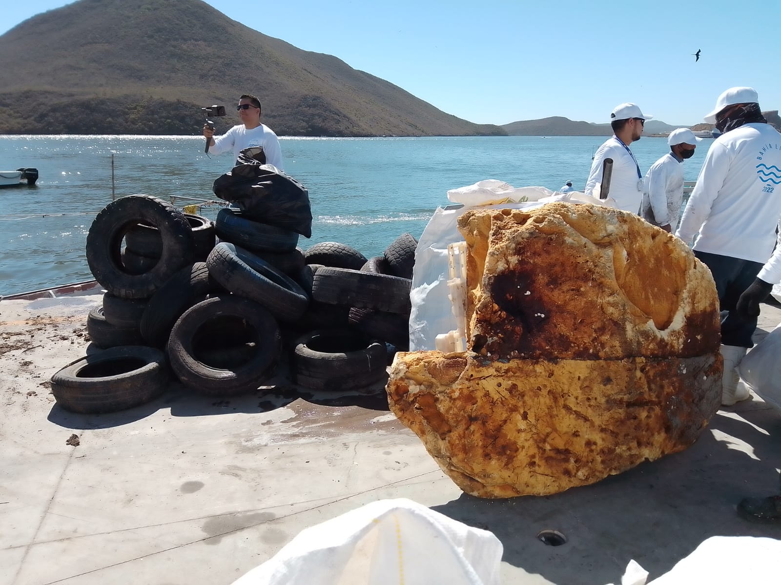 Inauguran el segundo torneo de pesca de plástico Bahía Limpia 2022