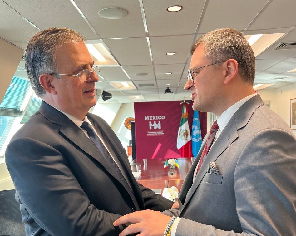 Marcelo Ebrard y Dmytro Kuleba. Foto: Cortesía