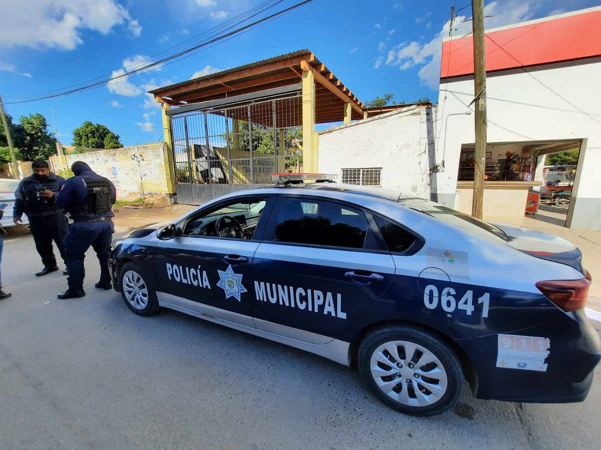 Policías municipales. Foto: Miguel Urías