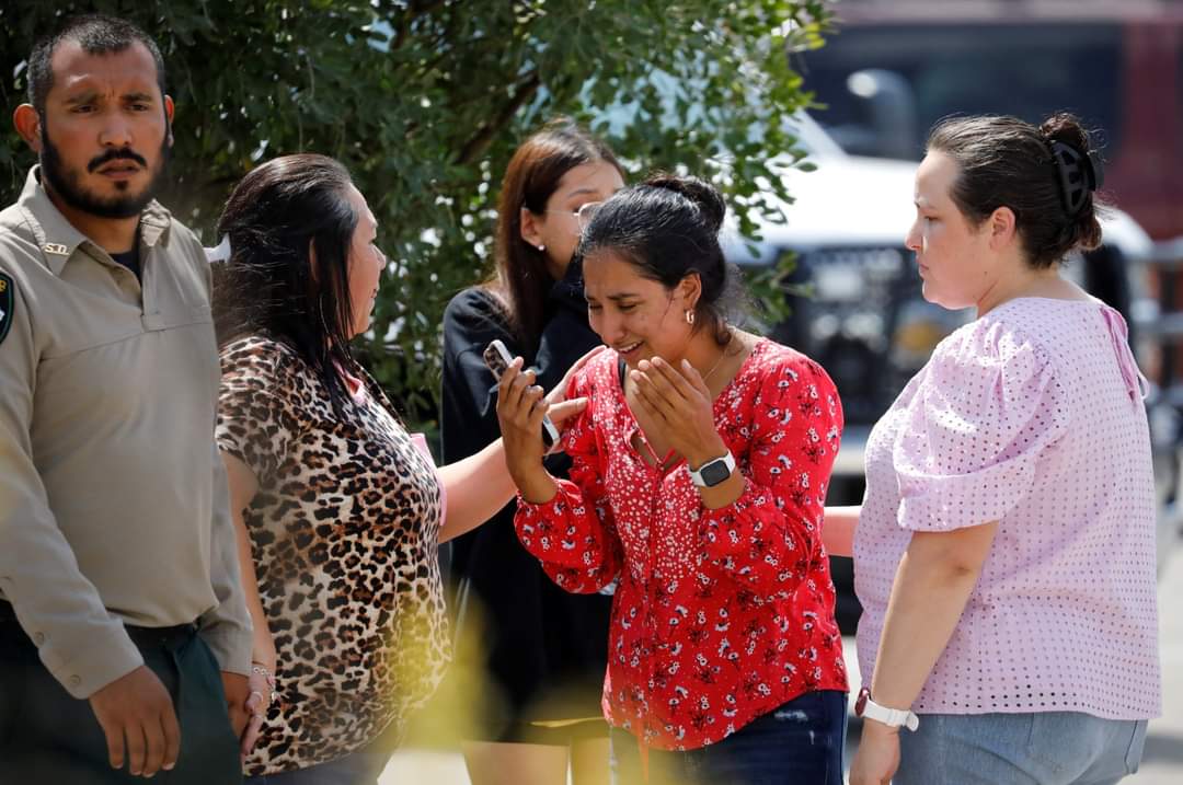 Tragedia: Tiroteo en escuela primaria de EU, deja 14 estudiantes y un profesor muertos (Foto José Betanzos)