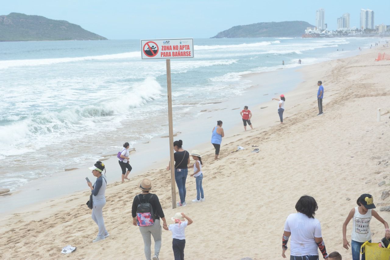 Detenidos paseos en bahía y parachutes, cierran puerto de Mazatlán a embarcaciones menores