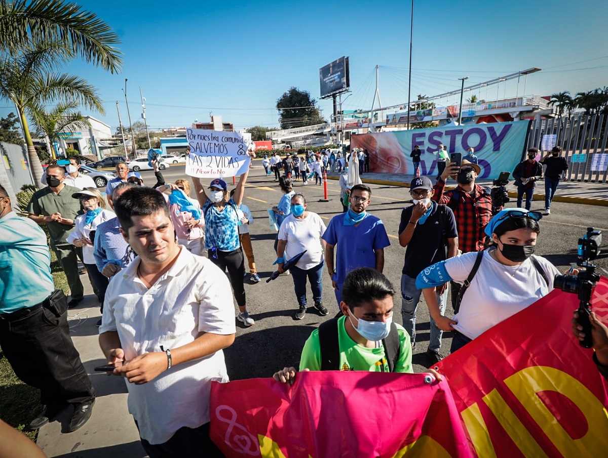 En el Día Internacional de la Mujer, legalizan y despenalizan el aborto en Sinaloa